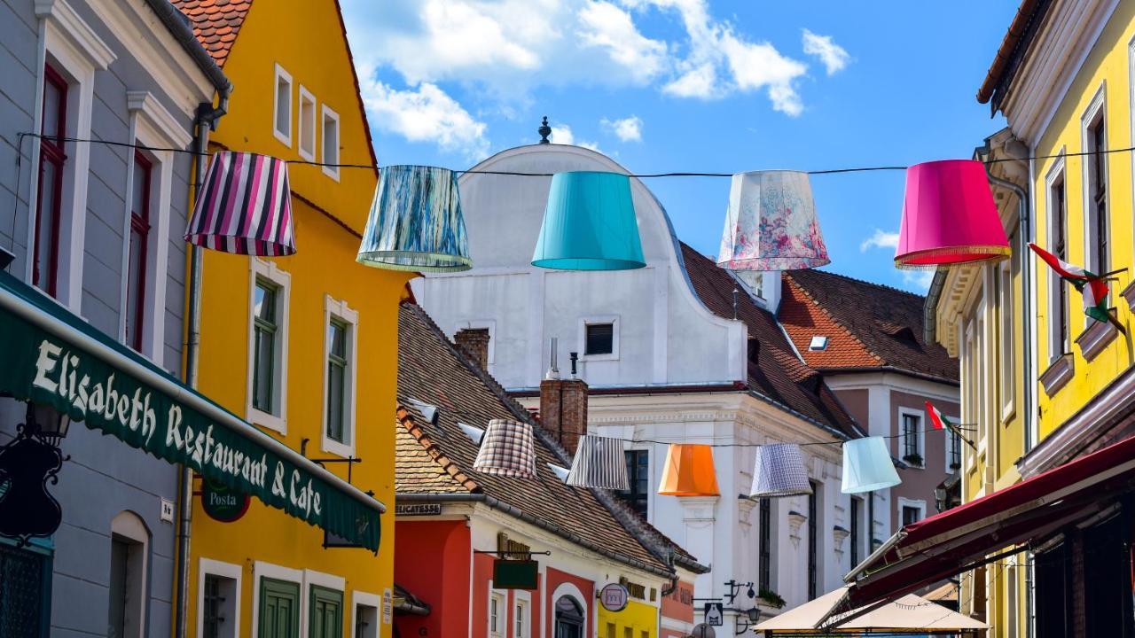 Városi Vendégház Szentendre Exterior foto